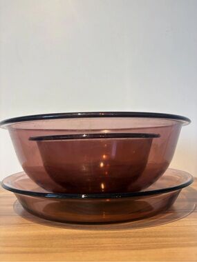 Pyrex Brown Amethyst Glass Mixing Bowl and Shallow Dish Set